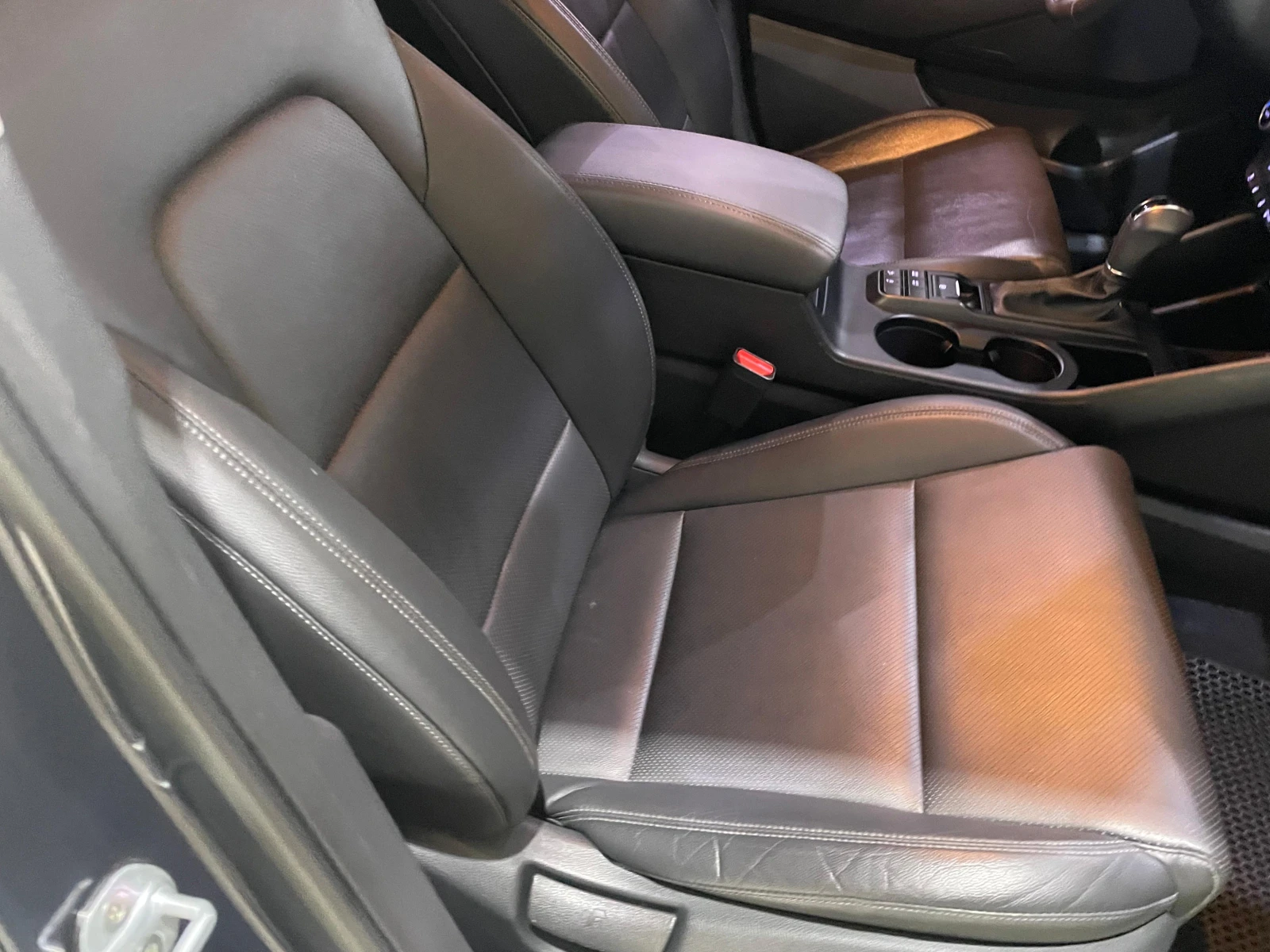 Hyundai Tucson 2.0D ! 4WD ! Premium !, снимка 11 - Автомобили и джипове - 54146234