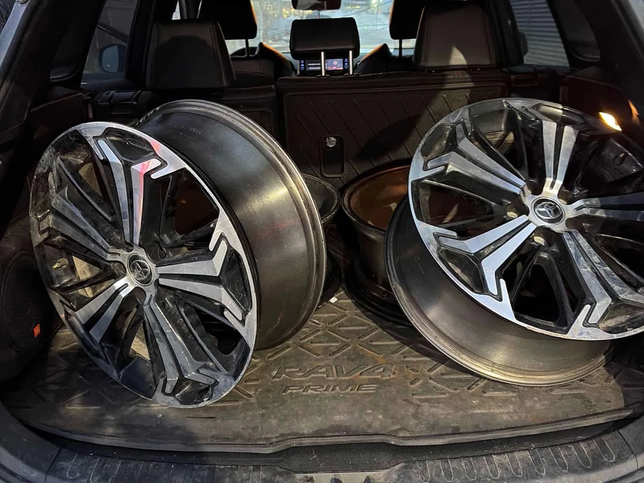 Toyota Rav4 XSE * PANORAMIC PROOF * 360 * ОТ ПРЕДСТАВИТЕЛСТВО, снимка 10 - Автомобили и джипове - 54268201