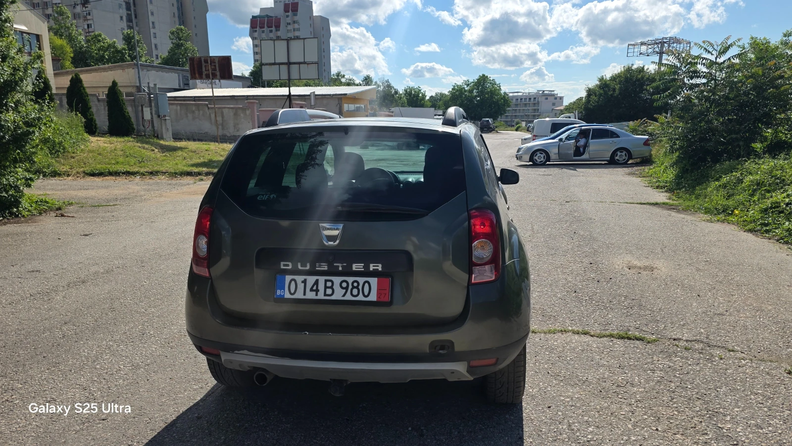 Dacia Duster 1.5dci, снимка 16 - Автомобили и джипове - 54755096