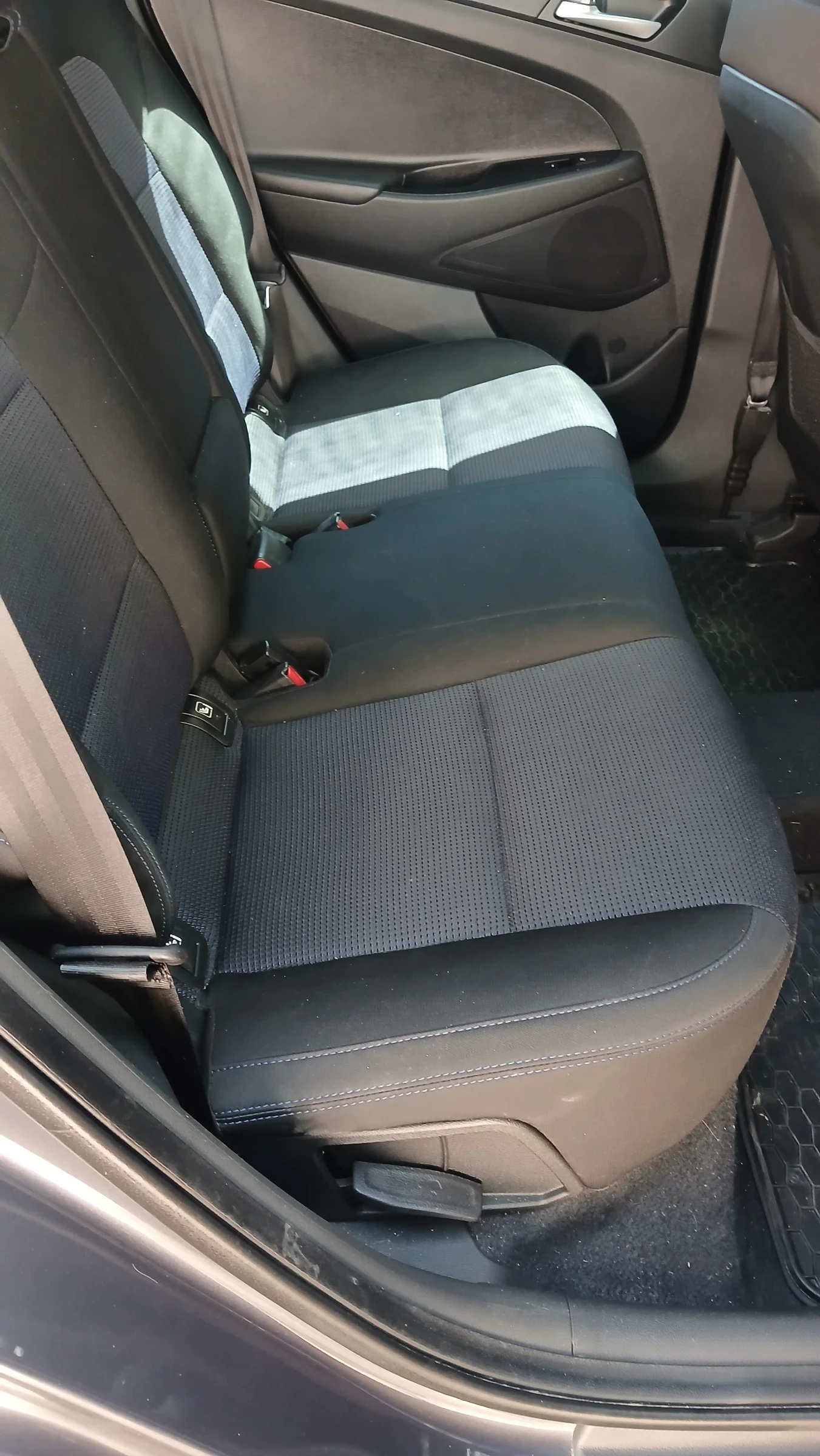Hyundai Tucson, снимка 14 - Автомобили и джипове - 55475710