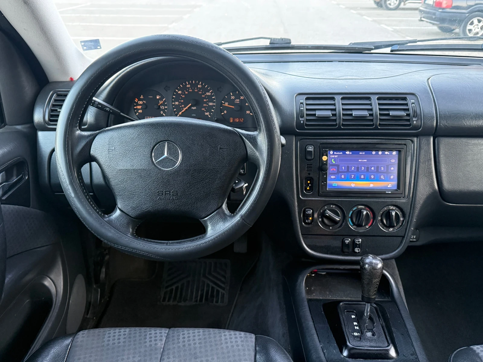 Mercedes-Benz ML 270 ОТЛИЧЕН, снимка 14 - Автомобили и джипове - 55984110