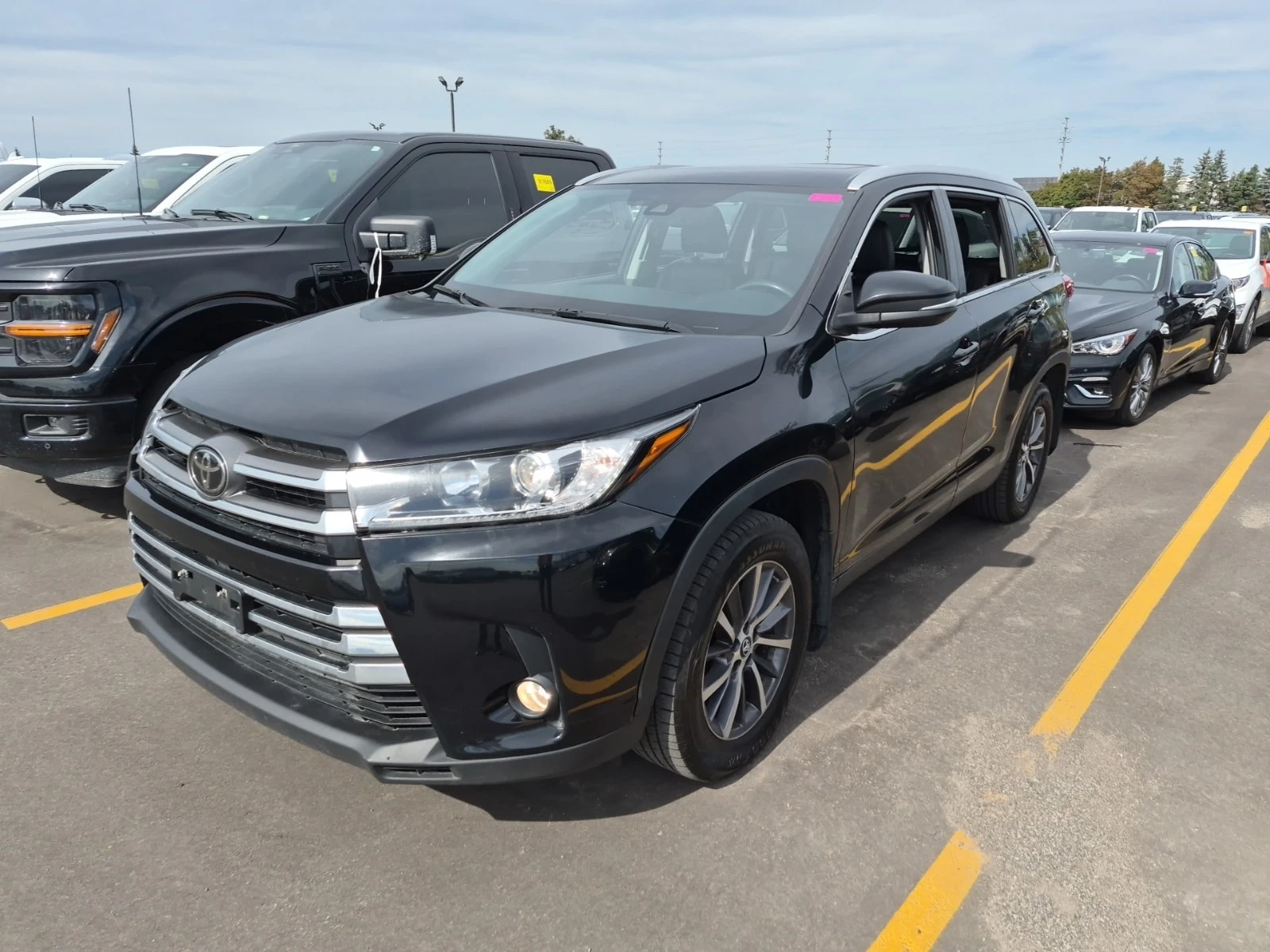 Toyota Highlander * XLE * AWD * 8 МЕСТА * FACELIFT * CARFAX * 