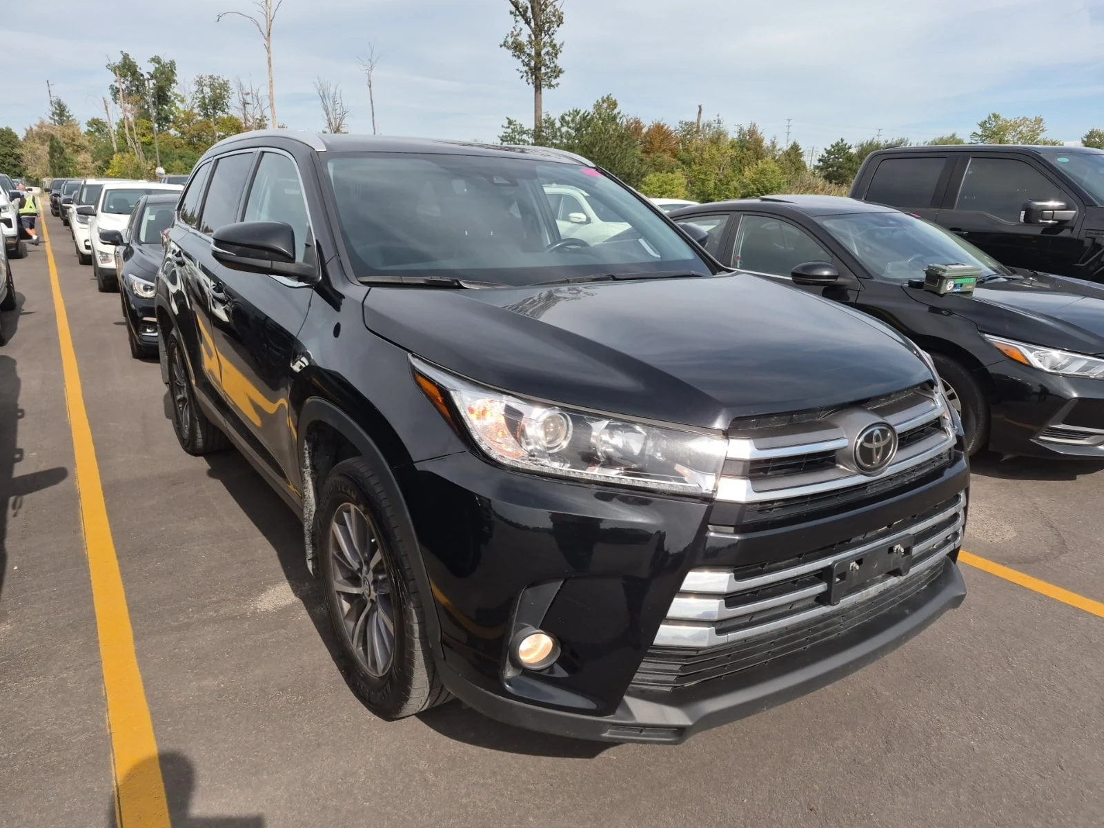 Toyota Highlander * XLE * AWD * 8 МЕСТА * FACELIFT * CARFAX * , снимка 2 - Автомобили и джипове - 56143054