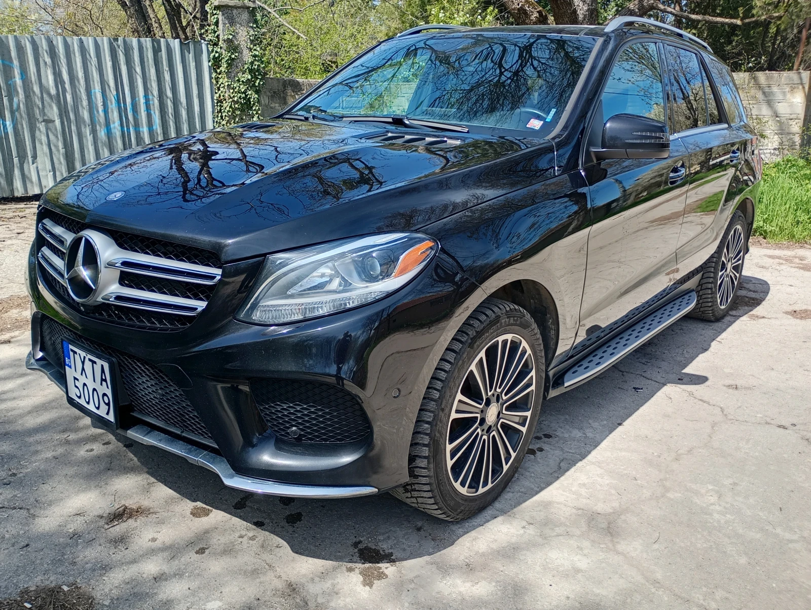 Mercedes-Benz GLE 350 AMG LINE, PANO, HARMAN KARDON, ОБДУХВАНЕ 