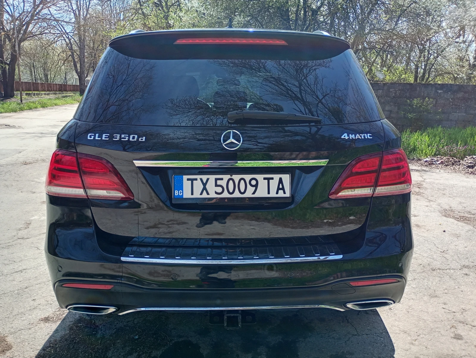Mercedes-Benz GLE 350 AMG LINE, PANO, HARMAN KARDON, ОБДУХВАНЕ , снимка 4 - Автомобили и джипове - 56192841