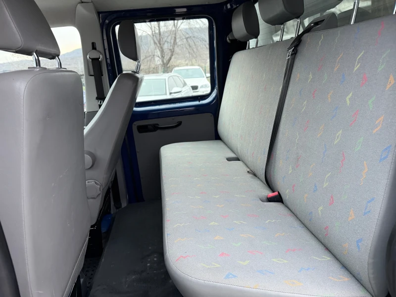 VW Transporter 2.5TDi, снимка 9 - Бусове и автобуси - 49471698