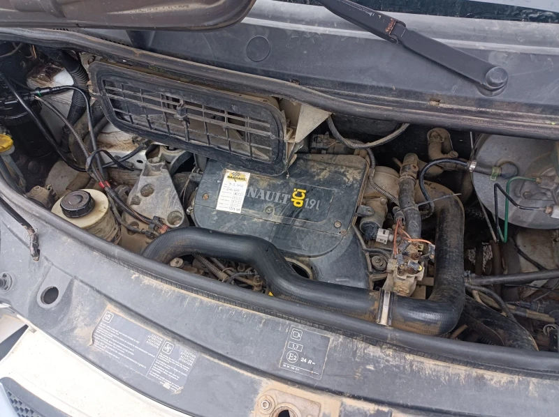 Renault Trafic 1, 9 dci, снимка 7 - Бусове и автобуси - 52953768