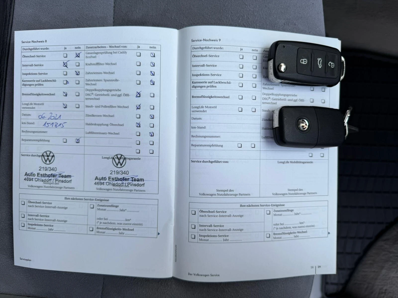 VW Multivan 2.0TDI AUTOMATIK DSG NAVI EVRO 5A ЛИЗИНГ!!!, снимка 17 - Бусове и автобуси - 55897138