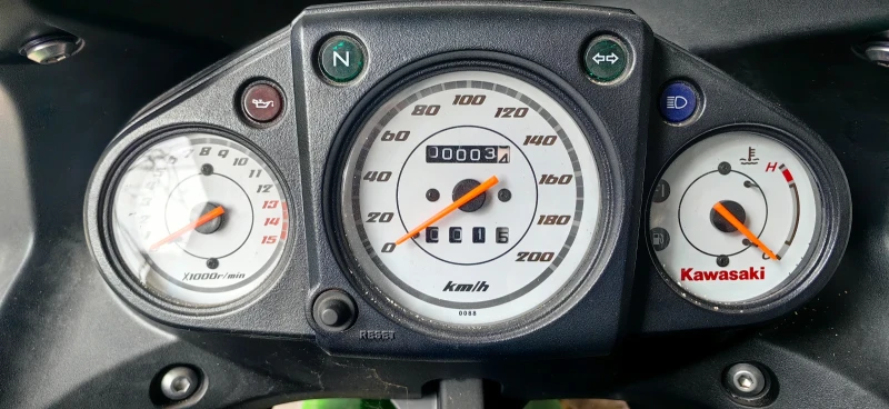 Kawasaki Ninja 250 R, снимка 9 - Мотоциклети и мототехника - 53475336