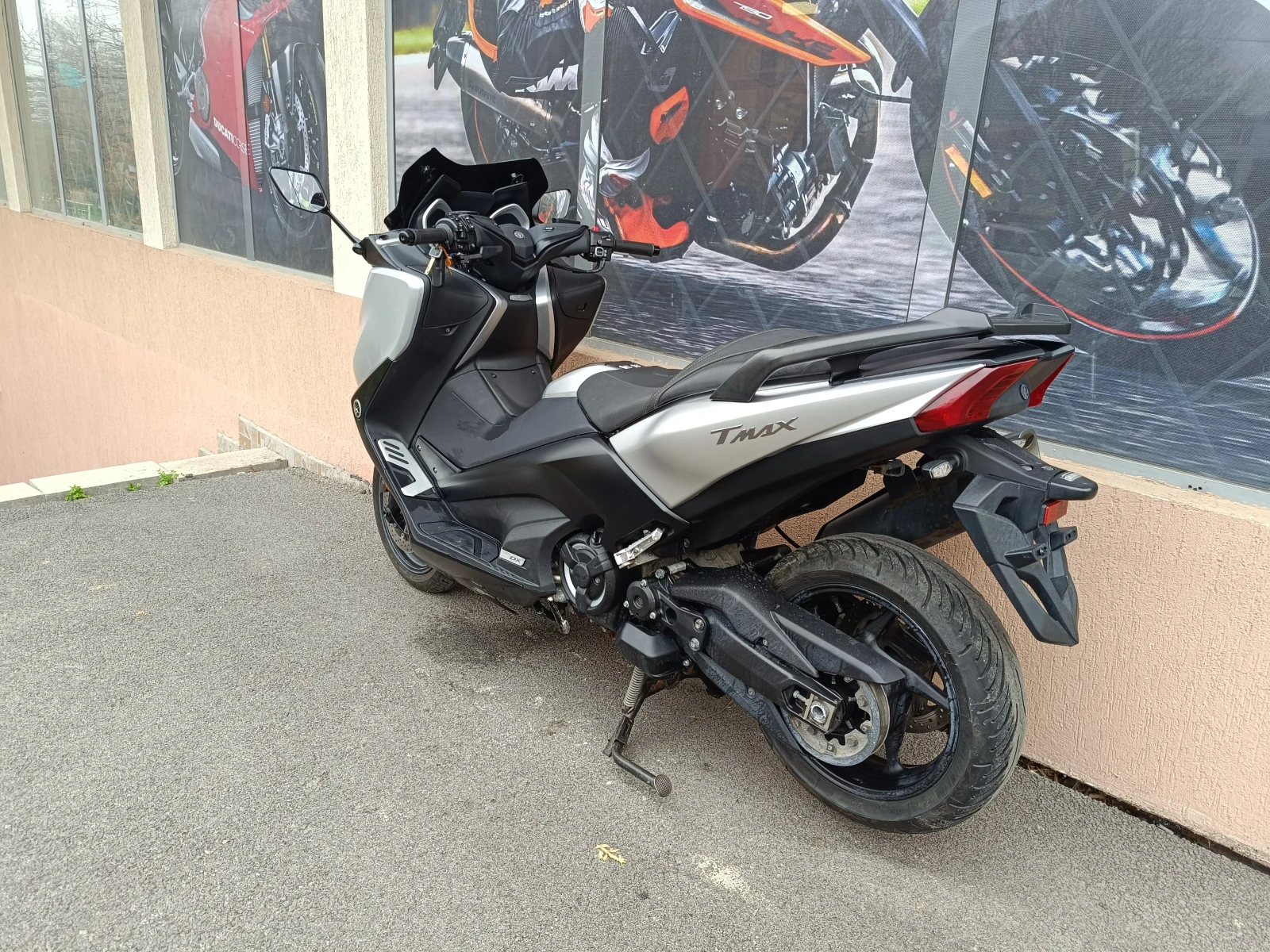 Yamaha T-max 530 DX, снимка 11 - Мотоциклети и мототехника - 54206310