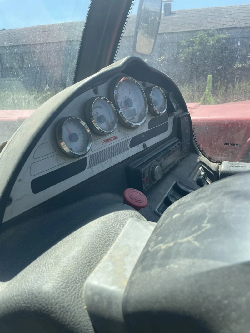 Телескопичен товарач Manitou, снимка 5 - Селскостопанска техника - 51604055