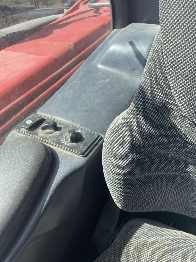 Телескопичен товарач Manitou, снимка 7 - Селскостопанска техника - 51604055