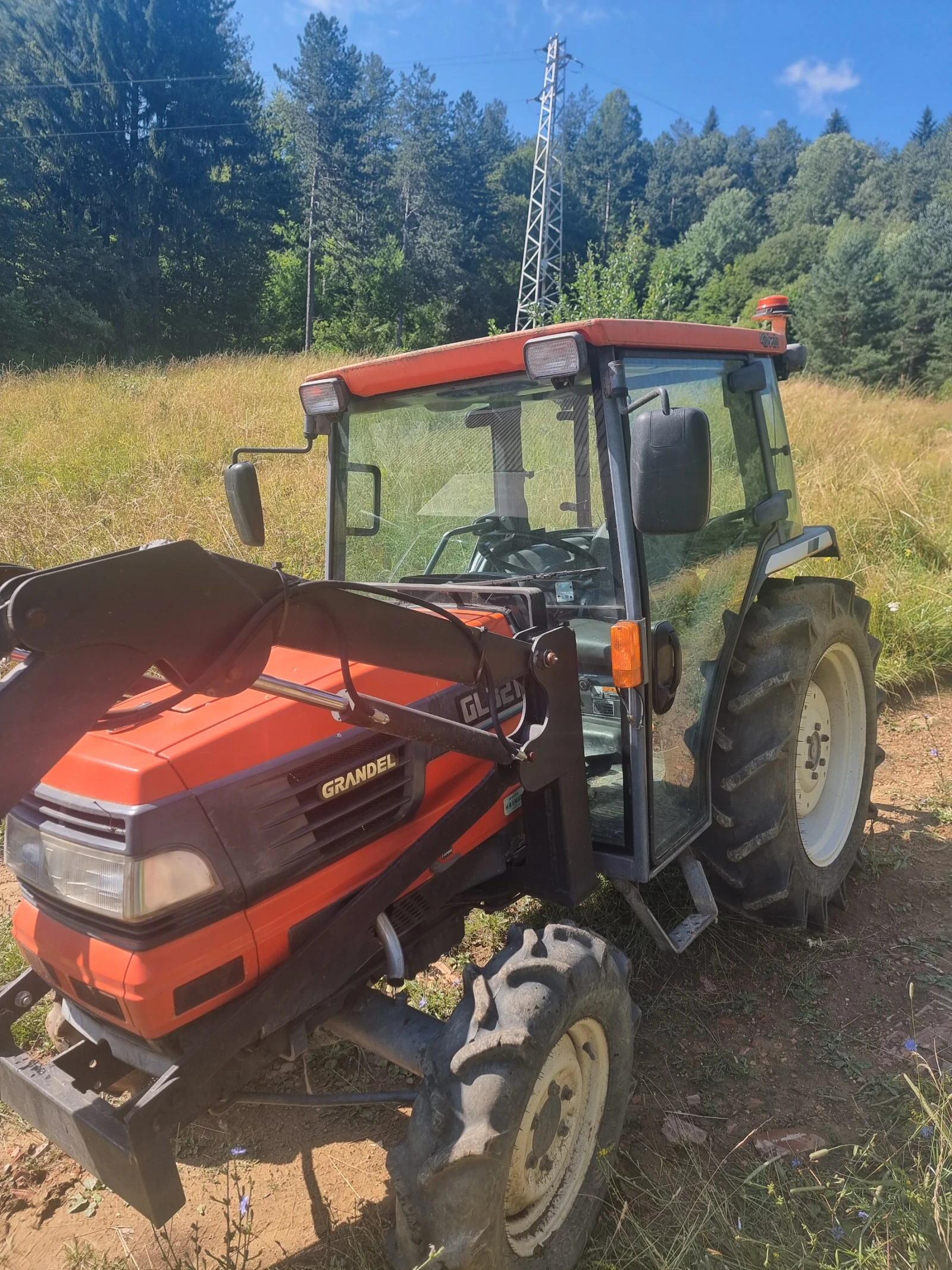 Трактор Kubota, снимка 3 - Селскостопанска техника - 55506430