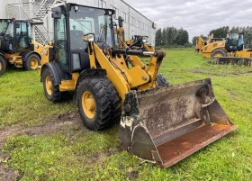        Cat 906M