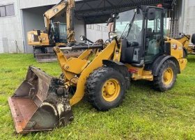    Cat 906M | Mobile.bg    4