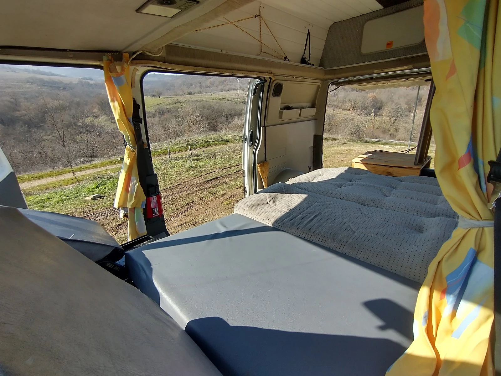 Кемпер Ford Transit - изображение 10