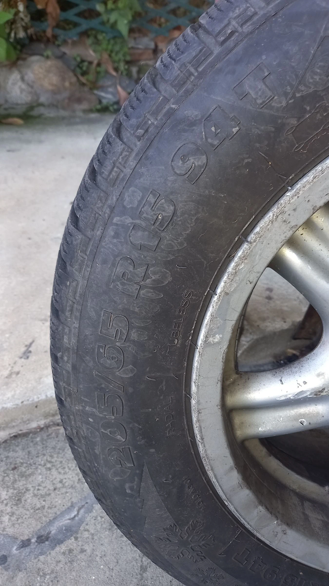 ���� � ������ 205/65R15 | Mobile.bg � ����������� 15