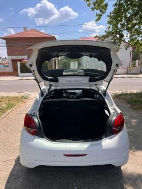 Peugeot 208, снимка 7
