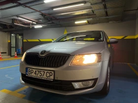 Skoda Octavia 1.6, снимка 1