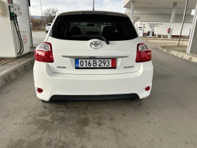 Toyota Auris 1.6 Feis 6 скорости, снимка 3