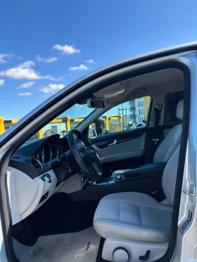 Mercedes-Benz C 350 Avangard, снимка 8 - Автомобили и джипове - 53635699