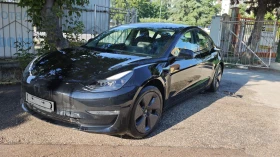 ������ Tesla Model 3