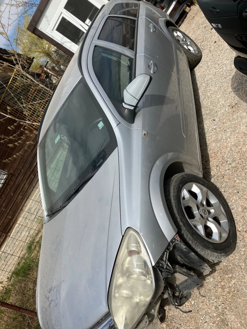 Opel Astra 1.7 cdti H, снимка 2 - Автомобили и джипове - 40191827