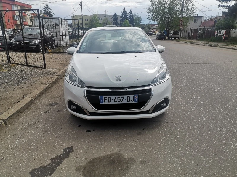 Peugeot 208 1.5 HDi 1+1, снимка 1 - Автомобили и джипове - 40544282