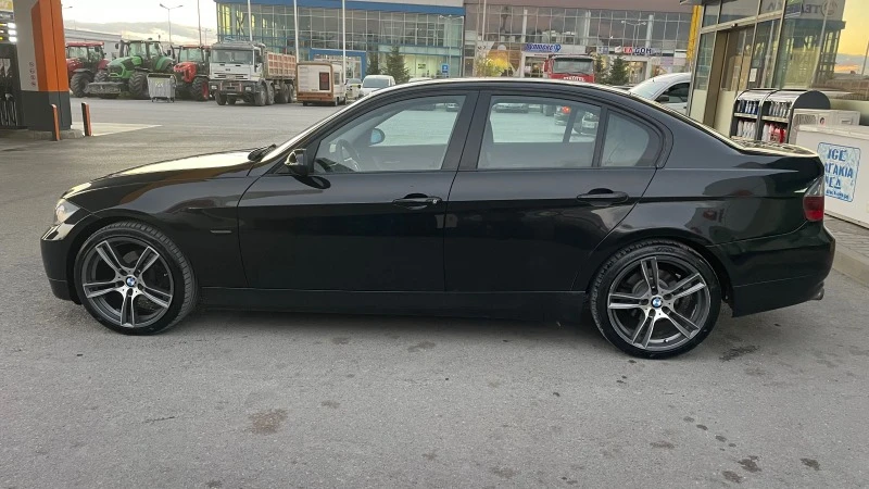 BMW 320 I, снимка 8 - Автомобили и джипове - 43266092