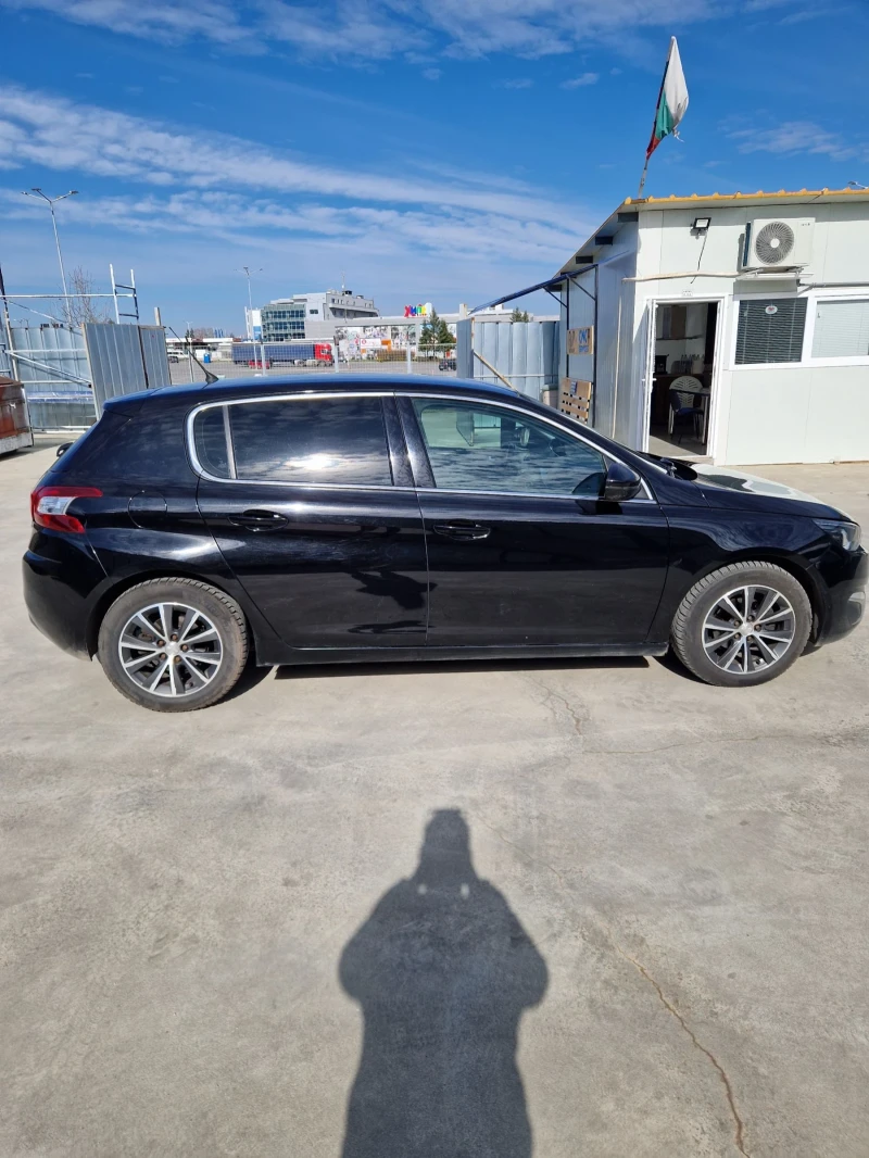 Peugeot 308 1.6 blue hdi ALLURE / FULL LED , снимка 6 - Автомобили и джипове - 47908361