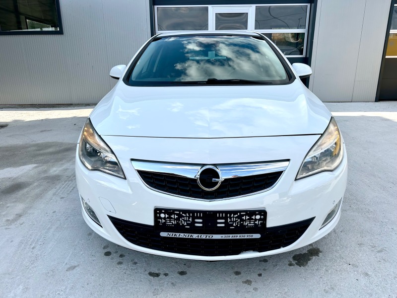 Opel Astra 1.6i COSMO SPORT/GPL, снимка 2 - Автомобили и джипове - 46708193