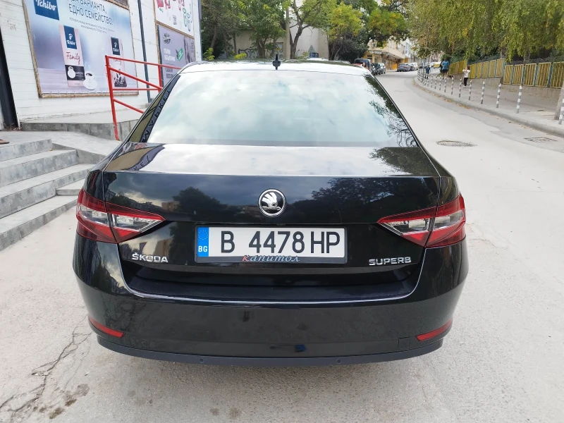 Skoda Superb Style 2.0TDI , 150 к.с., снимка 7 - Автомобили и джипове - 47467915