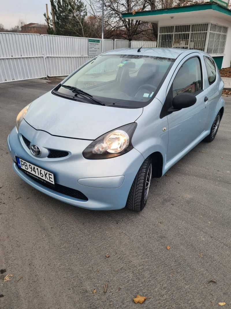 Toyota Aygo, снимка 1 - Автомобили и джипове - 48345577