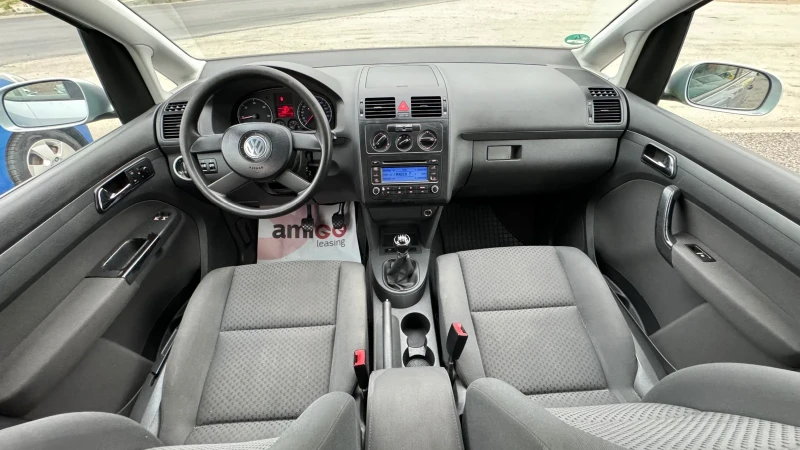 VW Touran 1.9 TDI, снимка 9 - Автомобили и джипове - 48443558