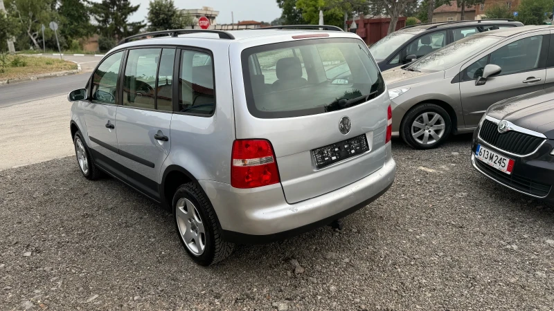 VW Touran 1.9 TDI, снимка 7 - Автомобили и джипове - 48443558