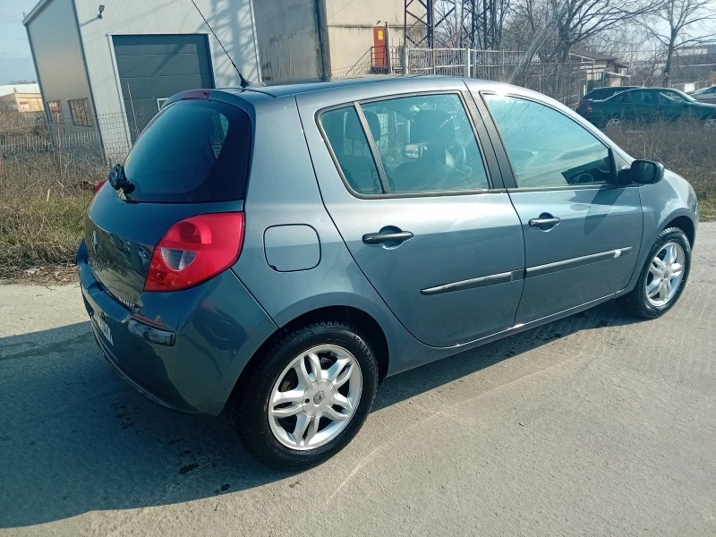 Renault Clio, снимка 3 - Автомобили и джипове - 49062654