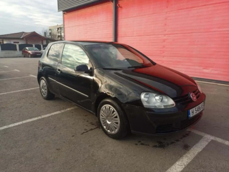 VW Golf, снимка 1 - Автомобили и джипове - 49345366