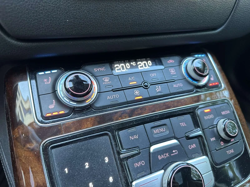 Audi A8 3.0TFSI / LONG , снимка 14 - Автомобили и джипове - 51749186