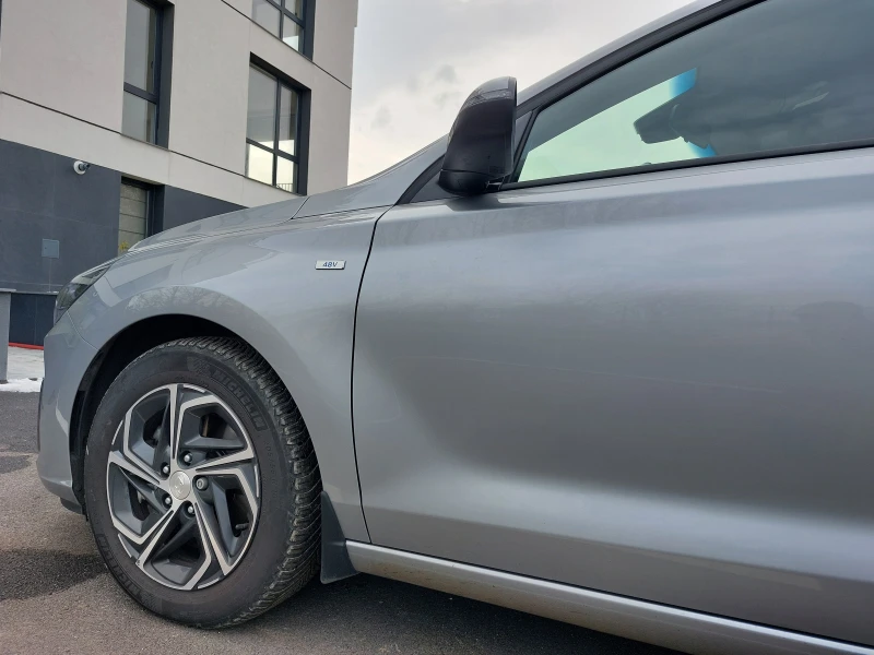 Hyundai I30 Мек Хибрид, снимка 14 - Автомобили и джипове - 53277629