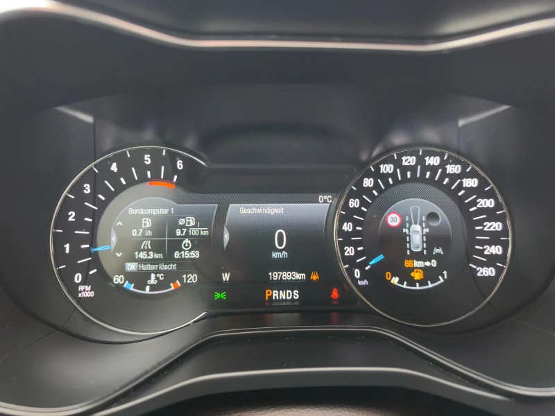 Ford Mondeo Titanium, 2.0 EcoBlue Diesel 150 к.с., снимка 10 - Автомобили и джипове - 52991804