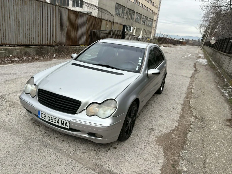 Mercedes-Benz C 220 CDI automatic , снимка 3 - Автомобили и джипове - 53090037
