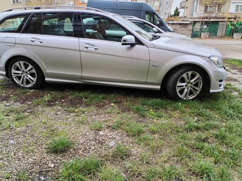 Mercedes-Benz C 220, снимка 6 - Автомобили и джипове - 53182029