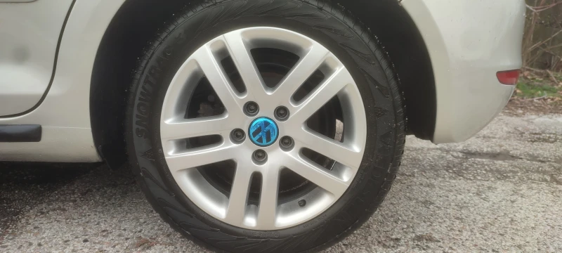 VW Golf Plus 1.2 TSI 98000 KM, снимка 9 - Автомобили и джипове - 53401714