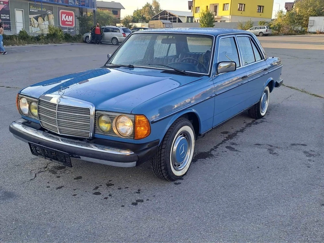 Mercedes-Benz 240 240D Клима, автоматик, автопилот 89 Хил.мили, снимка 1