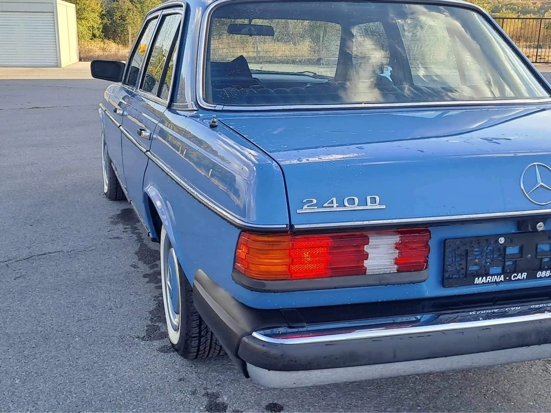 Mercedes-Benz 240 240D Клима, автоматик, автопилот 89 Хил.мили - изображение 3