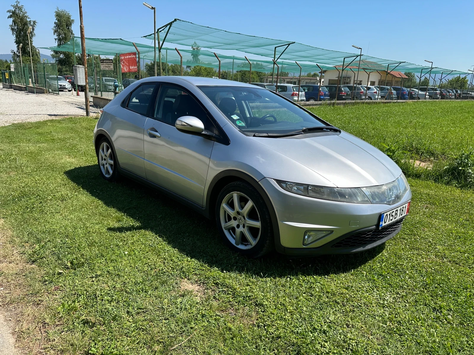 Honda Civic 1.8 I Автоматик - изображение 4