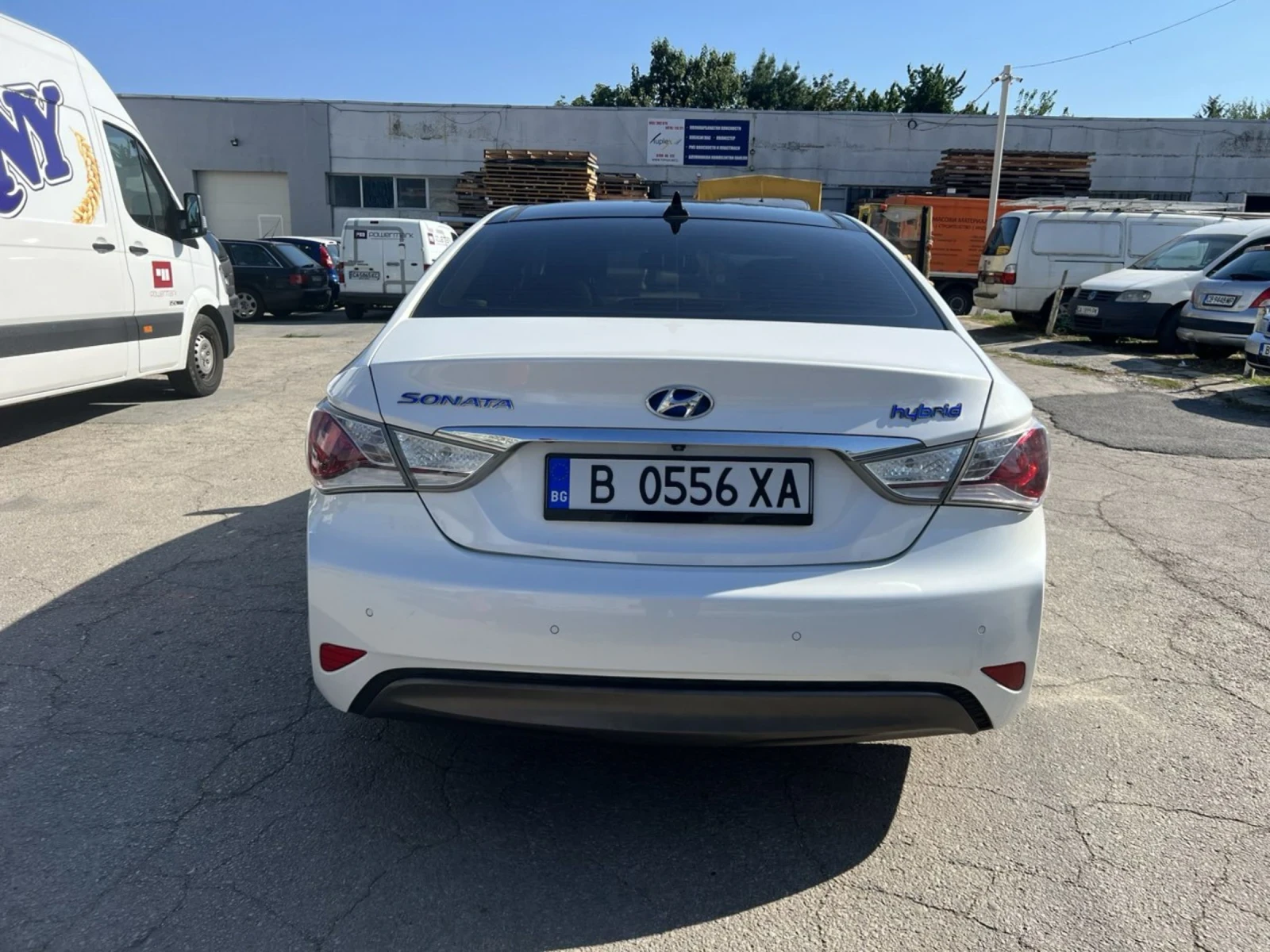 Hyundai Sonata Hybrid 2.0 - изображение 3