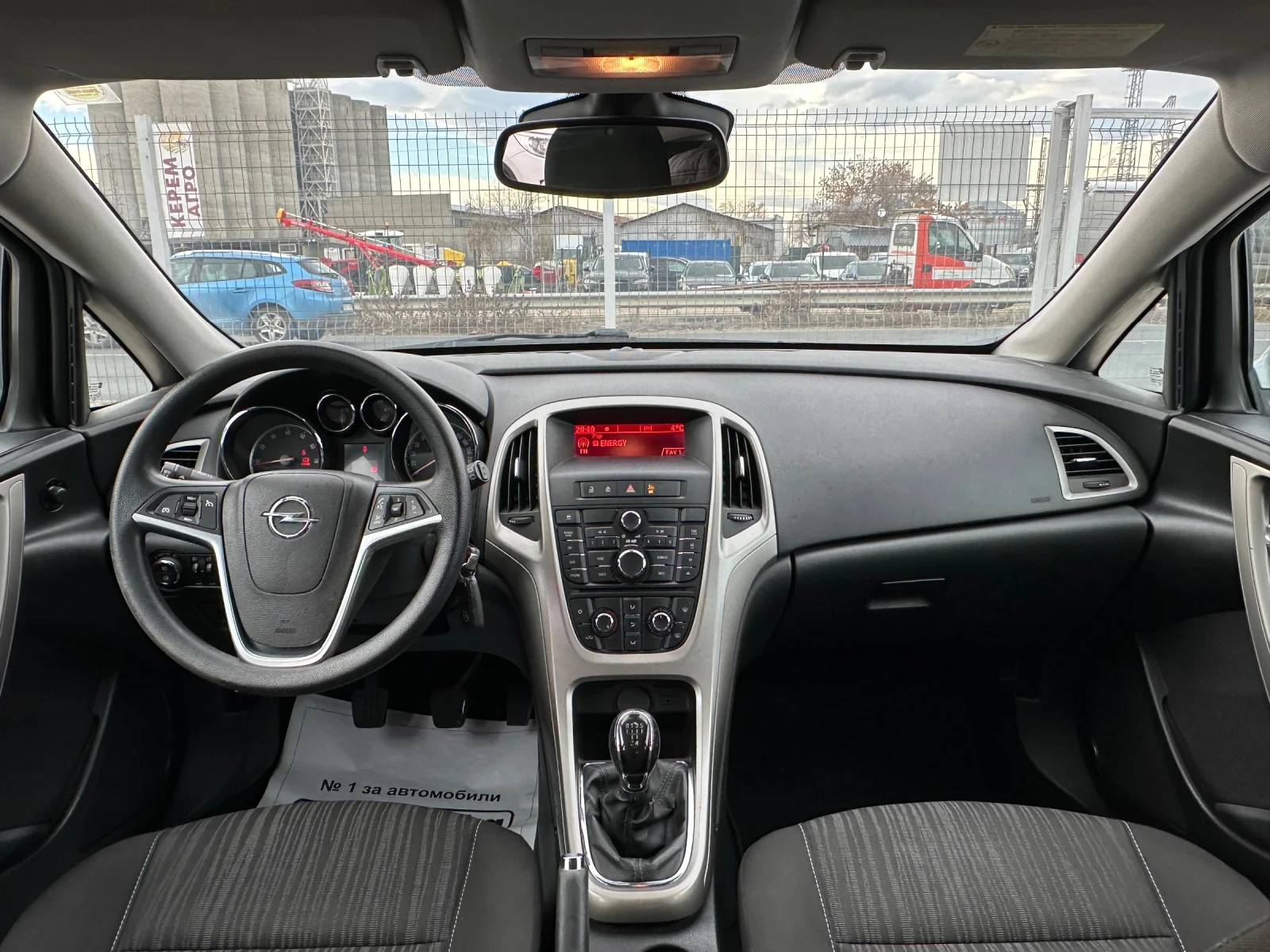 Opel Astra 1.4i 100к.с. Климатик!Газ! Внос Италия! без ръжди! - изображение 10