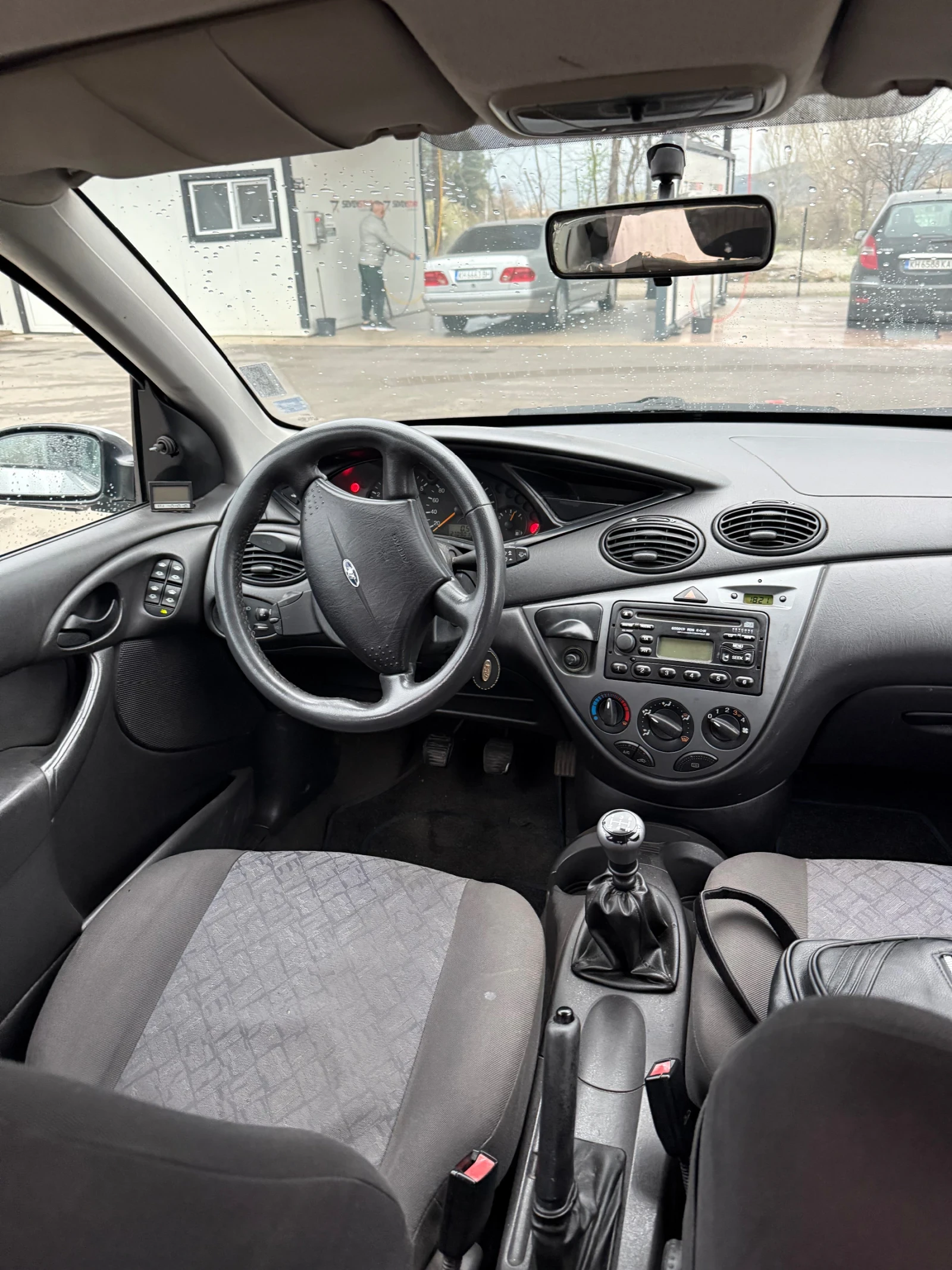 Ford Focus TD  - изображение 6