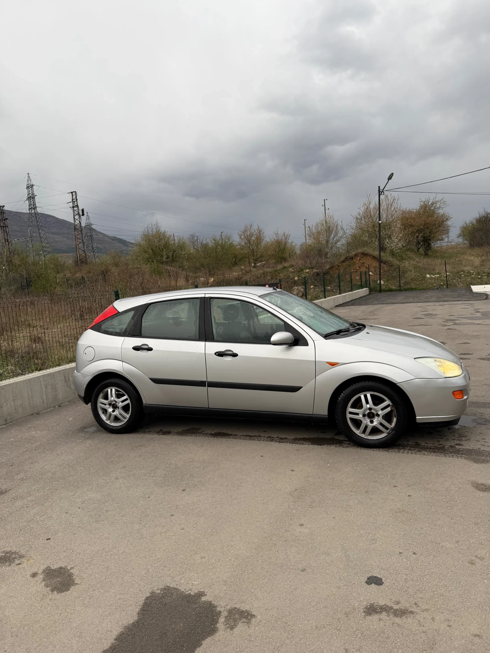 Ford Focus TD  - изображение 4